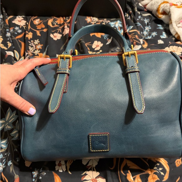 Dooney & Bourke Handbags - Dooney & Bourke florentine Satchel Bag